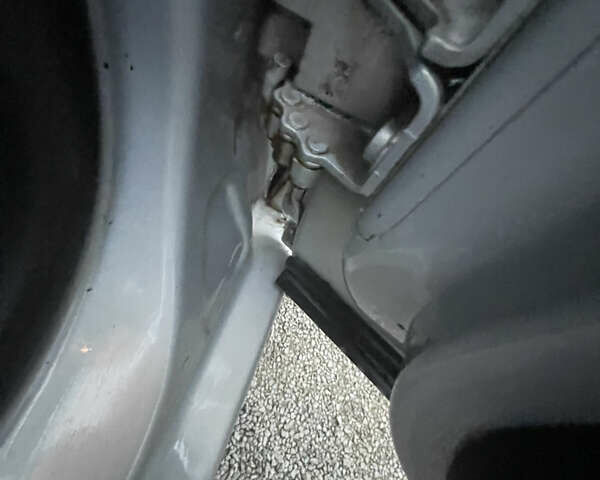 Серый Фольксваген Гольф, объемом двигателя 1.6 л и пробегом 268 тыс. км за 3750 $, фото 19 на Automoto.ua