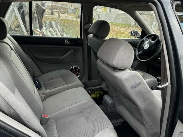 Сірий Фольксваген Гольф, об'ємом двигуна 1.9 л та пробігом 288 тис. км за 2200 $, фото 5 на Automoto.ua