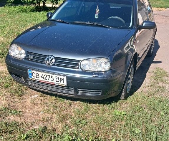 Серый Фольксваген Гольф, объемом двигателя 0 л и пробегом 198 тыс. км за 3900 $, фото 2 на Automoto.ua