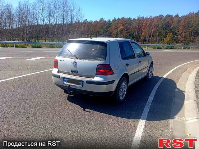 Сірий Фольксваген Гольф, об'ємом двигуна 1.4 л та пробігом 360 тис. км за 3800 $, фото 1 на Automoto.ua