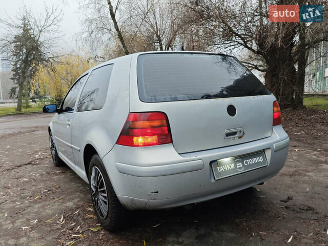 Серый Фольксваген Гольф, объемом двигателя 1.78 л и пробегом 214 тыс. км за 3999 $, фото 7 на Automoto.ua