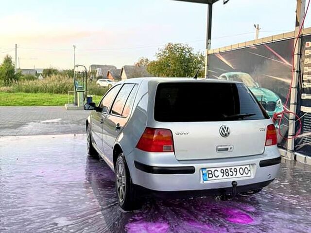 Серый Фольксваген Гольф, объемом двигателя 1.9 л и пробегом 400 тыс. км за 4100 $, фото 2 на Automoto.ua