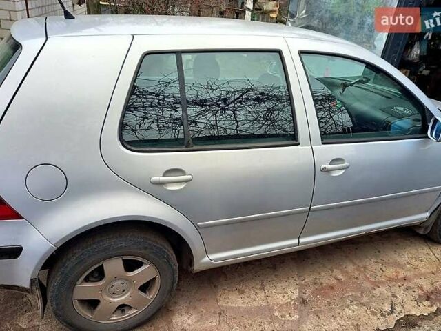 Серый Фольксваген Гольф, объемом двигателя 1.9 л и пробегом 370 тыс. км за 5200 $, фото 3 на Automoto.ua