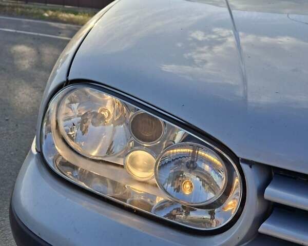 Серый Фольксваген Гольф, объемом двигателя 1.39 л и пробегом 203 тыс. км за 2450 $, фото 12 на Automoto.ua