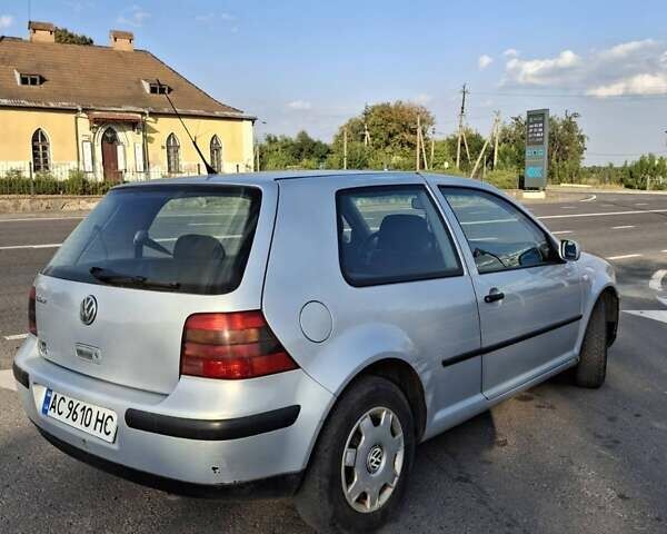 Серый Фольксваген Гольф, объемом двигателя 1.39 л и пробегом 203 тыс. км за 2450 $, фото 13 на Automoto.ua