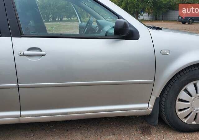 Серый Фольксваген Гольф, объемом двигателя 1.9 л и пробегом 492 тыс. км за 3600 $, фото 36 на Automoto.ua