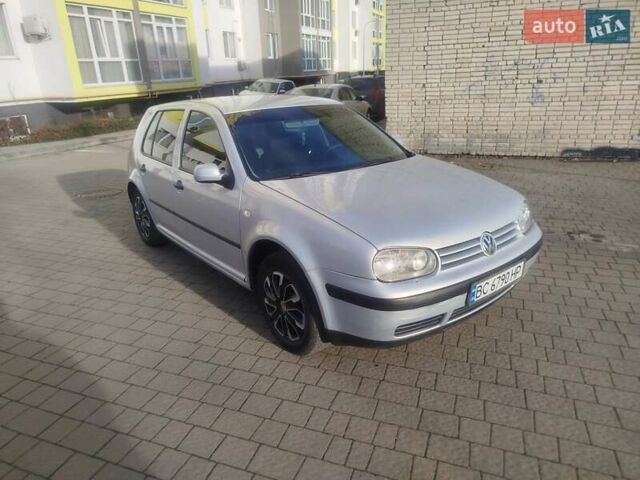 Серый Фольксваген Гольф, объемом двигателя 1.6 л и пробегом 279 тыс. км за 3000 $, фото 2 на Automoto.ua