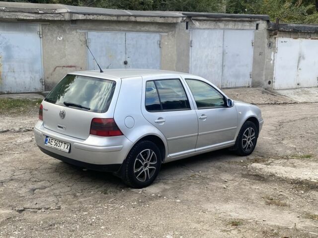 Сірий Фольксваген Гольф, об'ємом двигуна 1.6 л та пробігом 250 тис. км за 3800 $, фото 4 на Automoto.ua