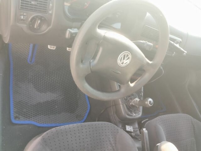 Серый Фольксваген Гольф, объемом двигателя 1.6 л и пробегом 227 тыс. км за 4500 $, фото 13 на Automoto.ua