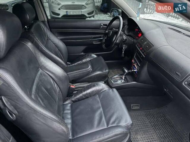 Серый Фольксваген Гольф, объемом двигателя 2 л и пробегом 297 тыс. км за 3700 $, фото 14 на Automoto.ua