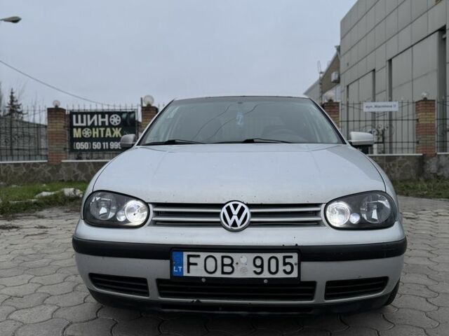 Серый Фольксваген Гольф, объемом двигателя 1.9 л и пробегом 300 тыс. км за 2200 $, фото 2 на Automoto.ua