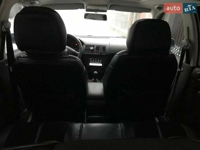 Серый Фольксваген Гольф, объемом двигателя 1.4 л и пробегом 307 тыс. км за 3700 $, фото 15 на Automoto.ua