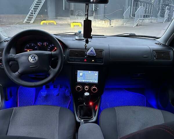 Серый Фольксваген Гольф, объемом двигателя 1.9 л и пробегом 414 тыс. км за 4200 $, фото 19 на Automoto.ua