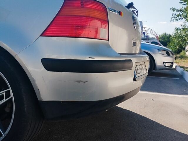 Серый Фольксваген Гольф, объемом двигателя 1.6 л и пробегом 227 тыс. км за 4500 $, фото 5 на Automoto.ua