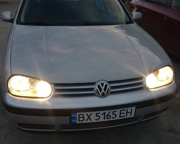 Серый Фольксваген Гольф, объемом двигателя 1.39 л и пробегом 253 тыс. км за 3700 $, фото 6 на Automoto.ua