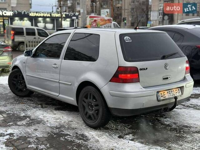 Серый Фольксваген Гольф, объемом двигателя 2 л и пробегом 297 тыс. км за 3700 $, фото 5 на Automoto.ua