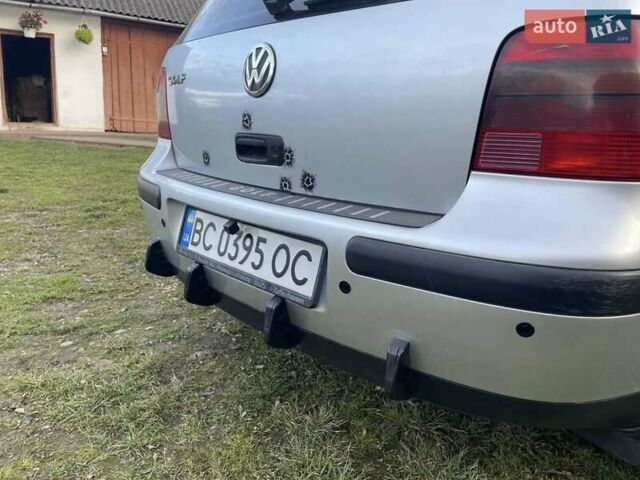 Сірий Фольксваген Гольф, об'ємом двигуна 1.39 л та пробігом 305 тис. км за 3500 $, фото 6 на Automoto.ua