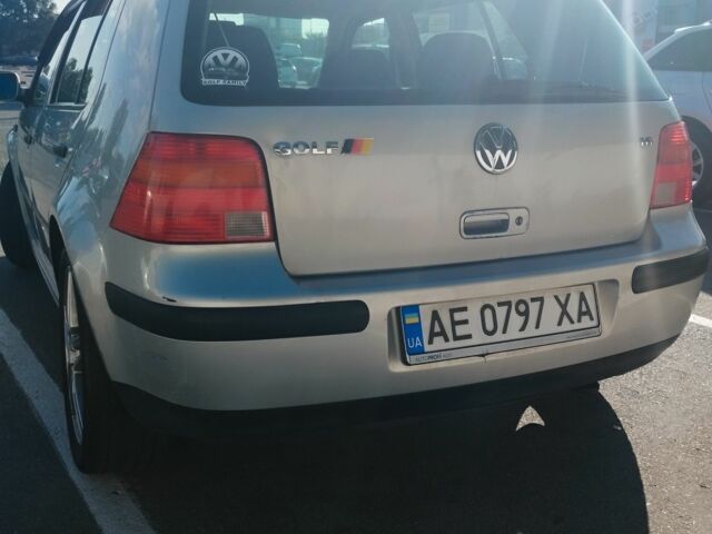 Серый Фольксваген Гольф, объемом двигателя 1.6 л и пробегом 227 тыс. км за 4500 $, фото 4 на Automoto.ua