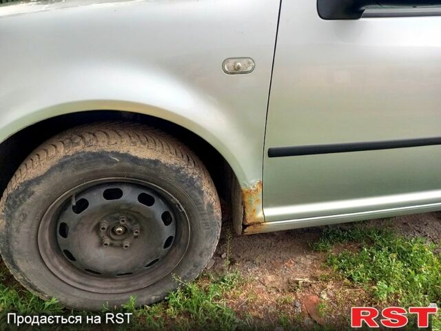 Сірий Фольксваген Гольф, об'ємом двигуна 1.6 л та пробігом 241 тис. км за 4400 $, фото 6 на Automoto.ua