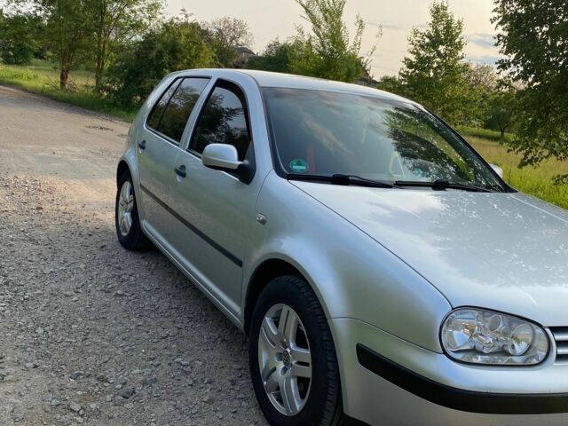 Серый Фольксваген Гольф, объемом двигателя 1.4 л и пробегом 242 тыс. км за 4500 $, фото 5 на Automoto.ua