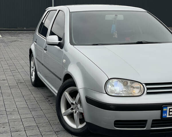 Сірий Фольксваген Гольф, об'ємом двигуна 1.6 л та пробігом 278 тис. км за 4100 $, фото 2 на Automoto.ua