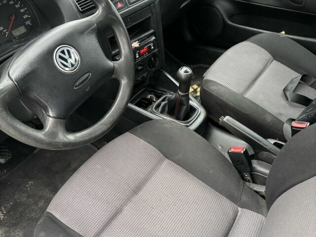 Сірий Фольксваген Гольф, об'ємом двигуна 1.9 л та пробігом 300 тис. км за 1799 $, фото 5 на Automoto.ua