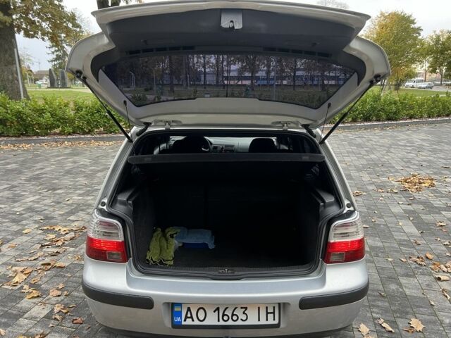 Серый Фольксваген Гольф, объемом двигателя 1.6 л и пробегом 263 тыс. км за 4000 $, фото 6 на Automoto.ua