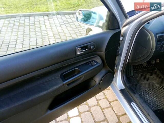 Серый Фольксваген Гольф, объемом двигателя 1.4 л и пробегом 234 тыс. км за 3850 $, фото 8 на Automoto.ua