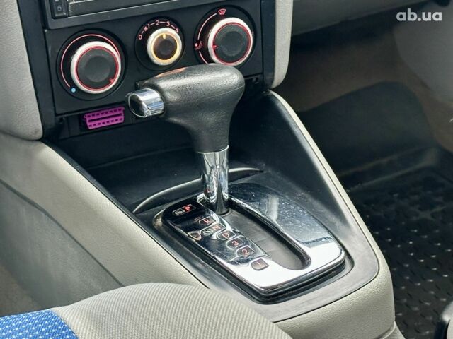 Серый Фольксваген Гольф, объемом двигателя 0 л и пробегом 258 тыс. км за 3300 $, фото 14 на Automoto.ua