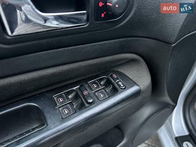 Серый Фольксваген Гольф, объемом двигателя 1.39 л и пробегом 189 тыс. км за 2999 $, фото 18 на Automoto.ua