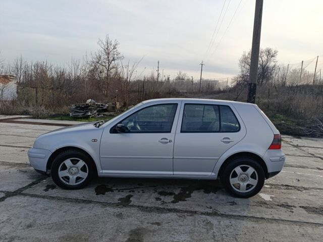 Серый Фольксваген Гольф, объемом двигателя 1.9 л и пробегом 333 тыс. км за 1650 $, фото 4 на Automoto.ua