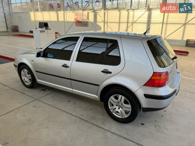 Серый Фольксваген Гольф, объемом двигателя 1.6 л и пробегом 136 тыс. км за 4850 $, фото 9 на Automoto.ua