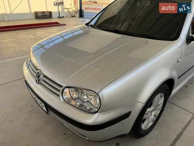 Серый Фольксваген Гольф, объемом двигателя 1.6 л и пробегом 136 тыс. км за 4850 $, фото 10 на Automoto.ua