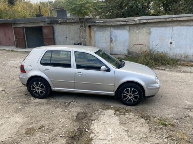 Сірий Фольксваген Гольф, об'ємом двигуна 1.6 л та пробігом 250 тис. км за 3800 $, фото 3 на Automoto.ua