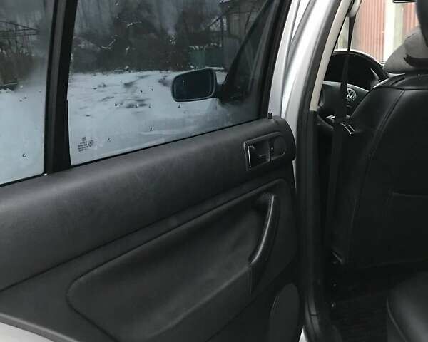 Серый Фольксваген Гольф, объемом двигателя 1.4 л и пробегом 307 тыс. км за 3700 $, фото 8 на Automoto.ua