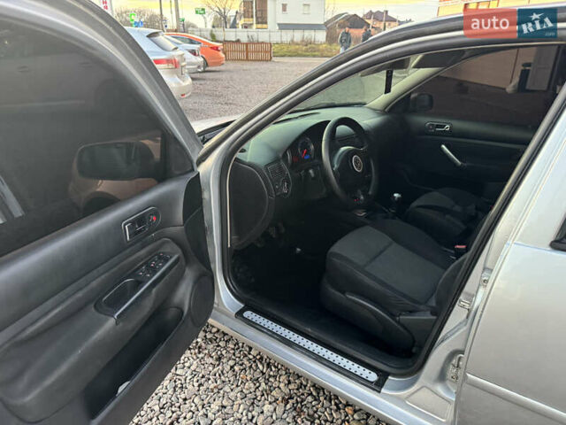 Серый Фольксваген Гольф, объемом двигателя 1.9 л и пробегом 317 тыс. км за 4200 $, фото 18 на Automoto.ua