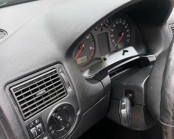 Сірий Фольксваген Гольф, об'ємом двигуна 0 л та пробігом 300 тис. км за 1900 $, фото 18 на Automoto.ua