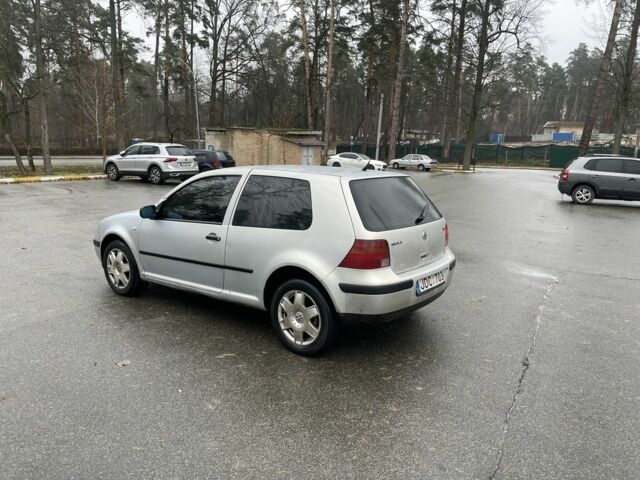 Серый Фольксваген Гольф, объемом двигателя 1.9 л и пробегом 300 тыс. км за 1700 $, фото 3 на Automoto.ua