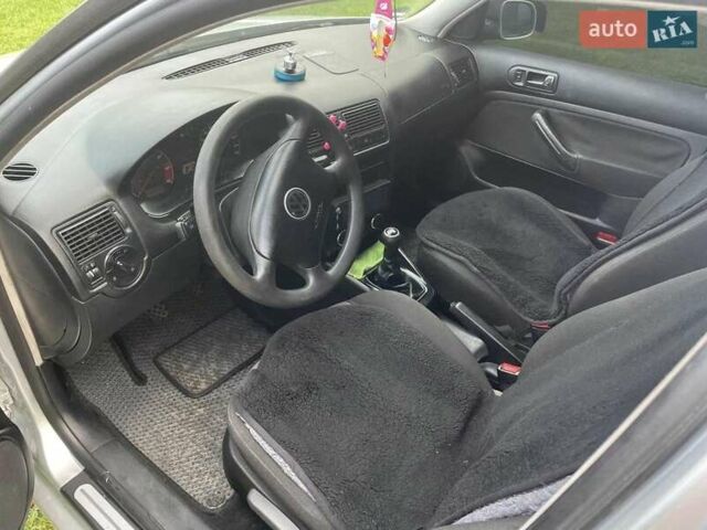 Сірий Фольксваген Гольф, об'ємом двигуна 1.39 л та пробігом 305 тис. км за 3500 $, фото 10 на Automoto.ua