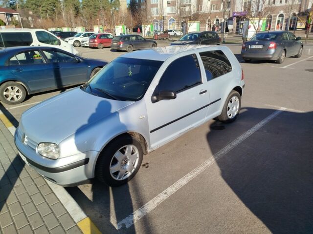 Серый Фольксваген Гольф, объемом двигателя 0 л и пробегом 310 тыс. км за 2200 $, фото 1 на Automoto.ua