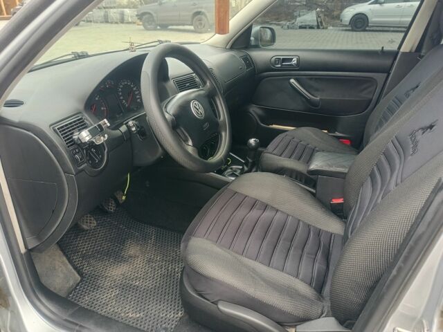 Серый Фольксваген Гольф, объемом двигателя 1.9 л и пробегом 405 тыс. км за 2386 $, фото 14 на Automoto.ua