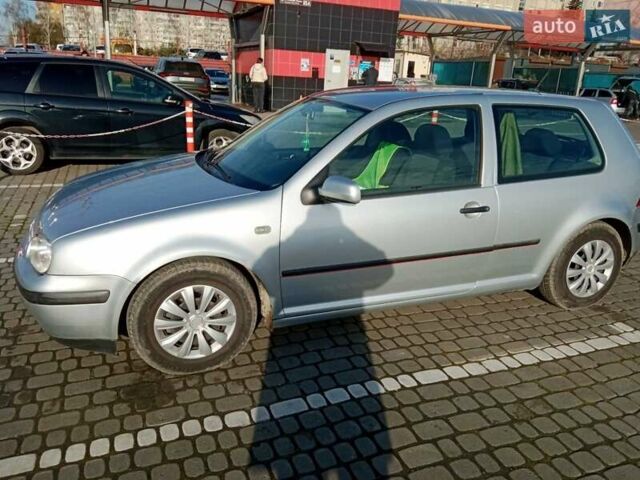 Серый Фольксваген Гольф, объемом двигателя 1.4 л и пробегом 234 тыс. км за 3850 $, фото 5 на Automoto.ua