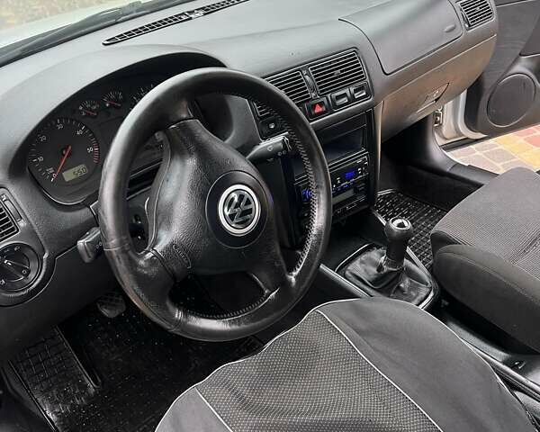 Сірий Фольксваген Гольф, об'ємом двигуна 0 л та пробігом 300 тис. км за 1900 $, фото 16 на Automoto.ua