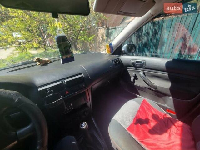 Серый Фольксваген Гольф, объемом двигателя 1.6 л и пробегом 180 тыс. км за 3550 $, фото 8 на Automoto.ua