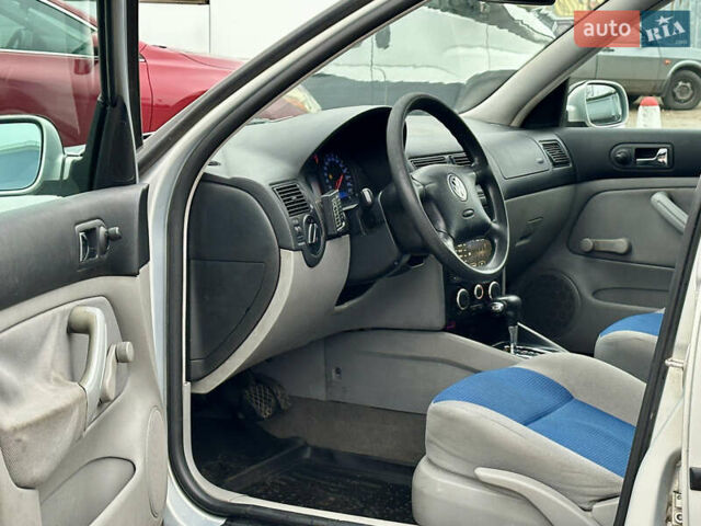 Сірий Фольксваген Гольф, об'ємом двигуна 1.98 л та пробігом 258 тис. км за 3300 $, фото 8 на Automoto.ua