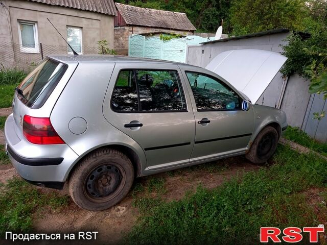 Сірий Фольксваген Гольф, об'ємом двигуна 1.6 л та пробігом 241 тис. км за 4400 $, фото 2 на Automoto.ua