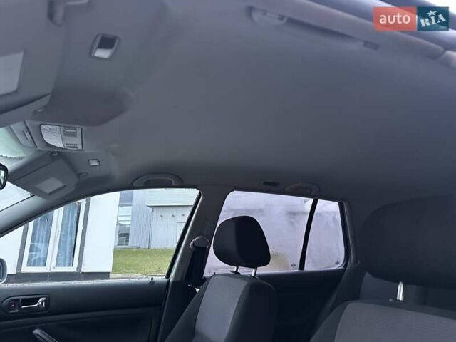 Серый Фольксваген Гольф, объемом двигателя 1.39 л и пробегом 189 тыс. км за 2999 $, фото 22 на Automoto.ua