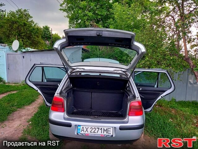 Сірий Фольксваген Гольф, об'ємом двигуна 1.6 л та пробігом 241 тис. км за 4400 $, фото 8 на Automoto.ua