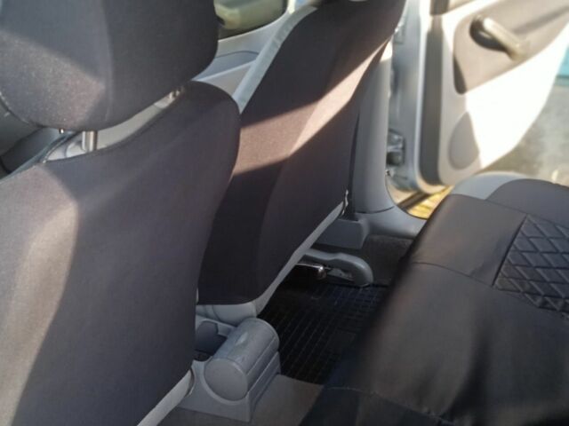 Сірий Фольксваген Гольф, об'ємом двигуна 1.4 л та пробігом 320 тис. км за 3400 $, фото 4 на Automoto.ua