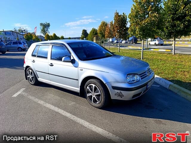 Серый Фольксваген Гольф, объемом двигателя 1.4 л и пробегом 232 тыс. км за 3300 $, фото 1 на Automoto.ua